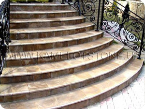 ступени из песчаника